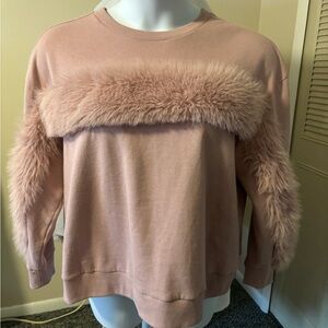 Eloquii Blush Pink Fuzzy Crew Neck Sweat Shirt 
Washed inside out.